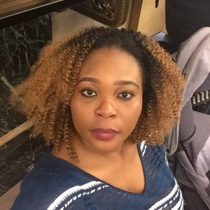 Meet your Posher, Adeola